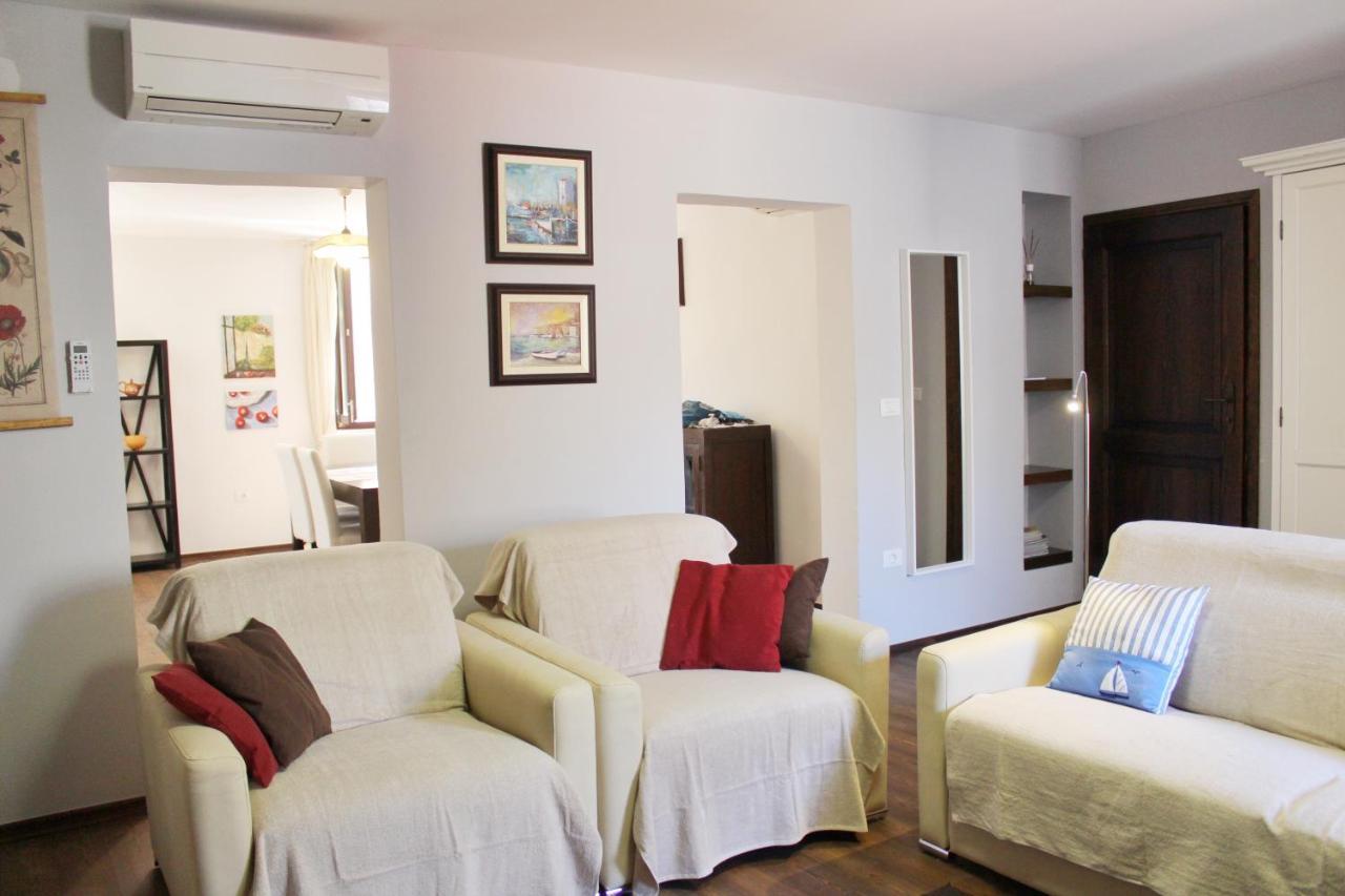 Captain'S Residence روفينج المظهر الخارجي الصورة